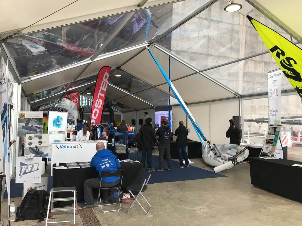 Alquiler y Montaje de Carpas en Congreso de Vela